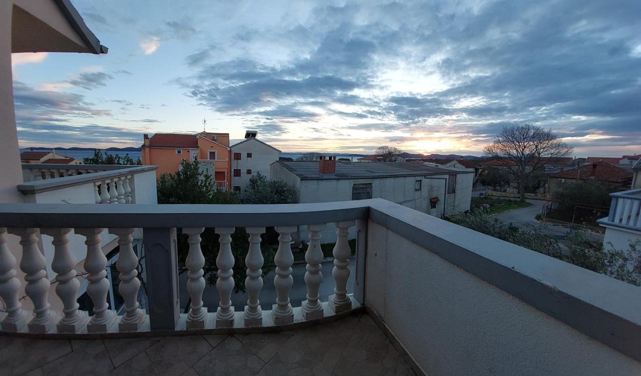 Apartman Vukoja Pakostane Apartment Екстериор снимка